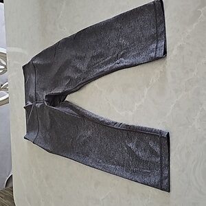 Lululemon Capri Size 8